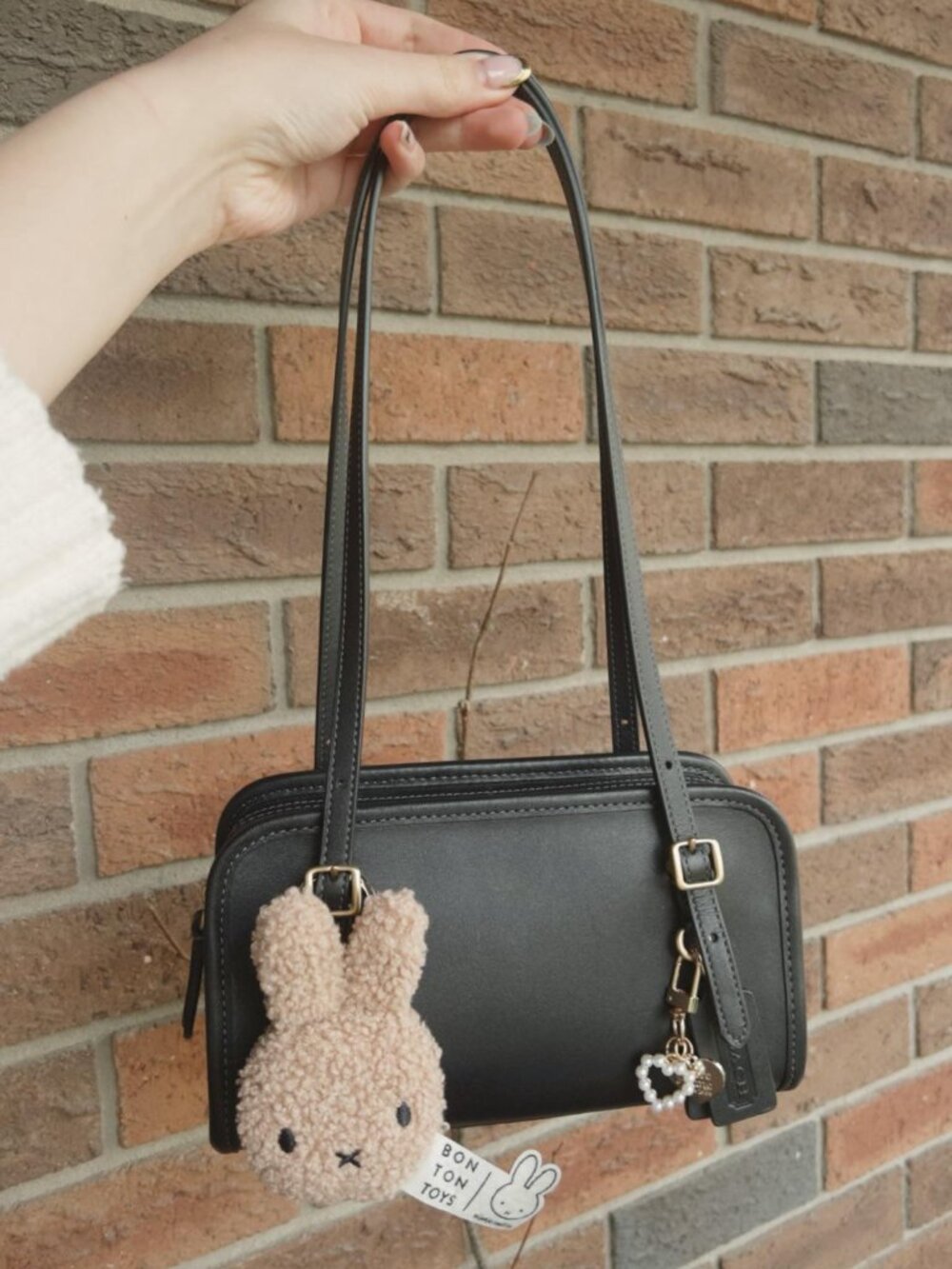 NWT COACH Swing Zip Bag 20 - CAM45 Leather/Brass/Black $295 -The Coach Originals